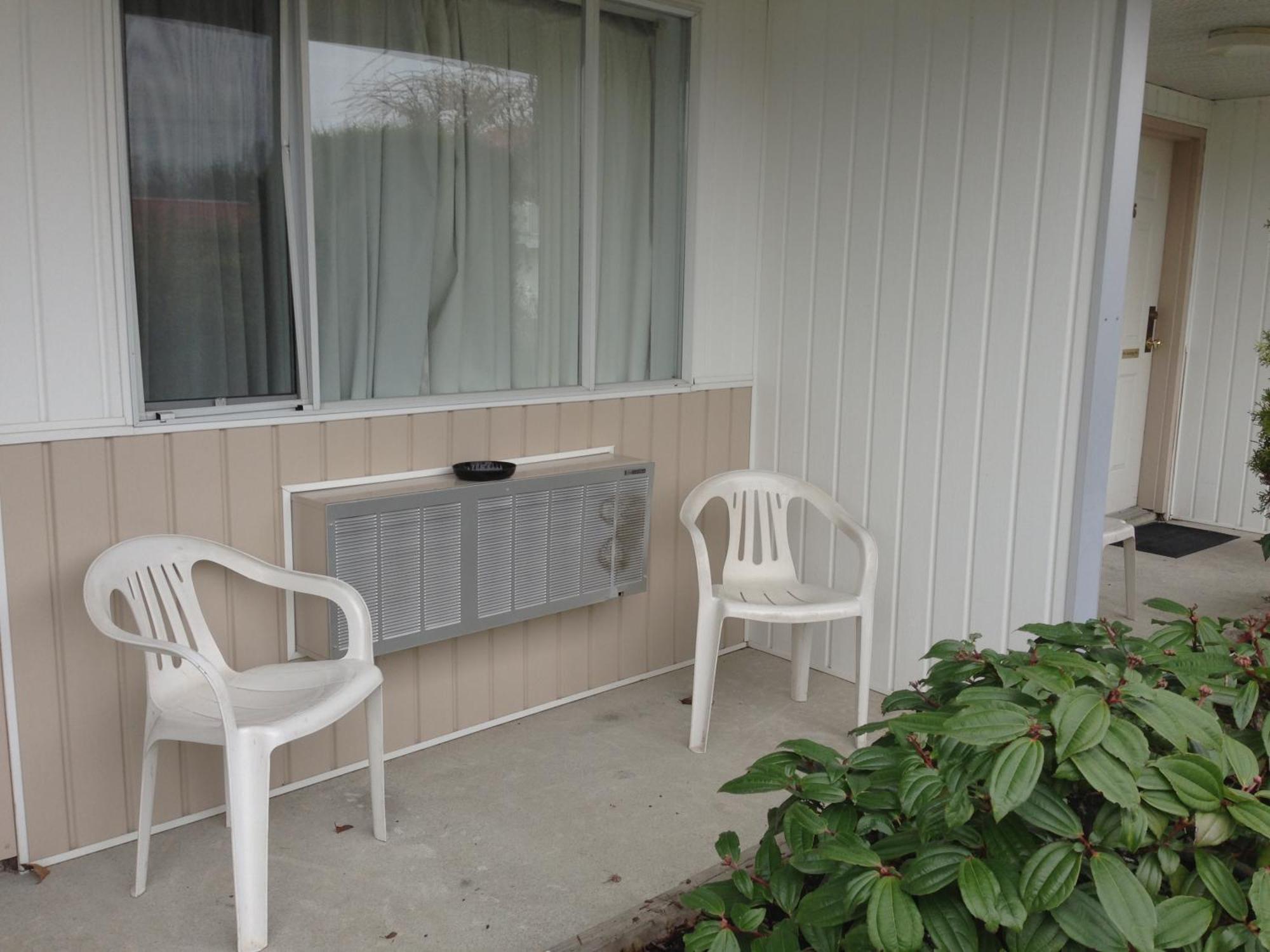 Rainbow Motor Inn Chilliwack Exterior photo
