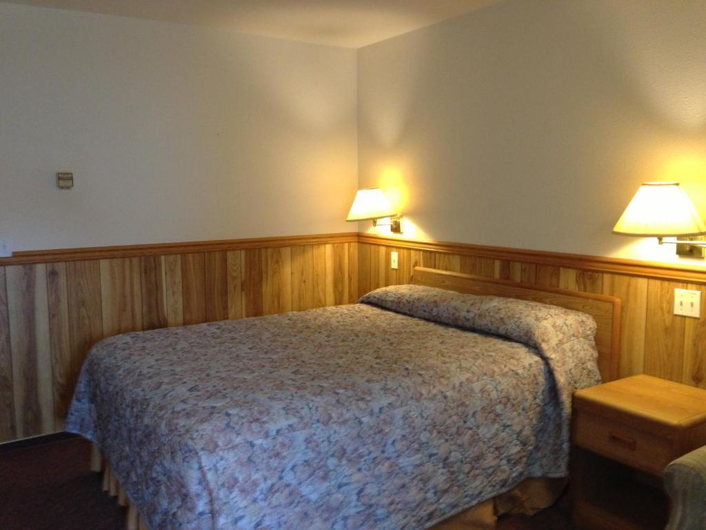 Rainbow Motor Inn Chilliwack Room photo