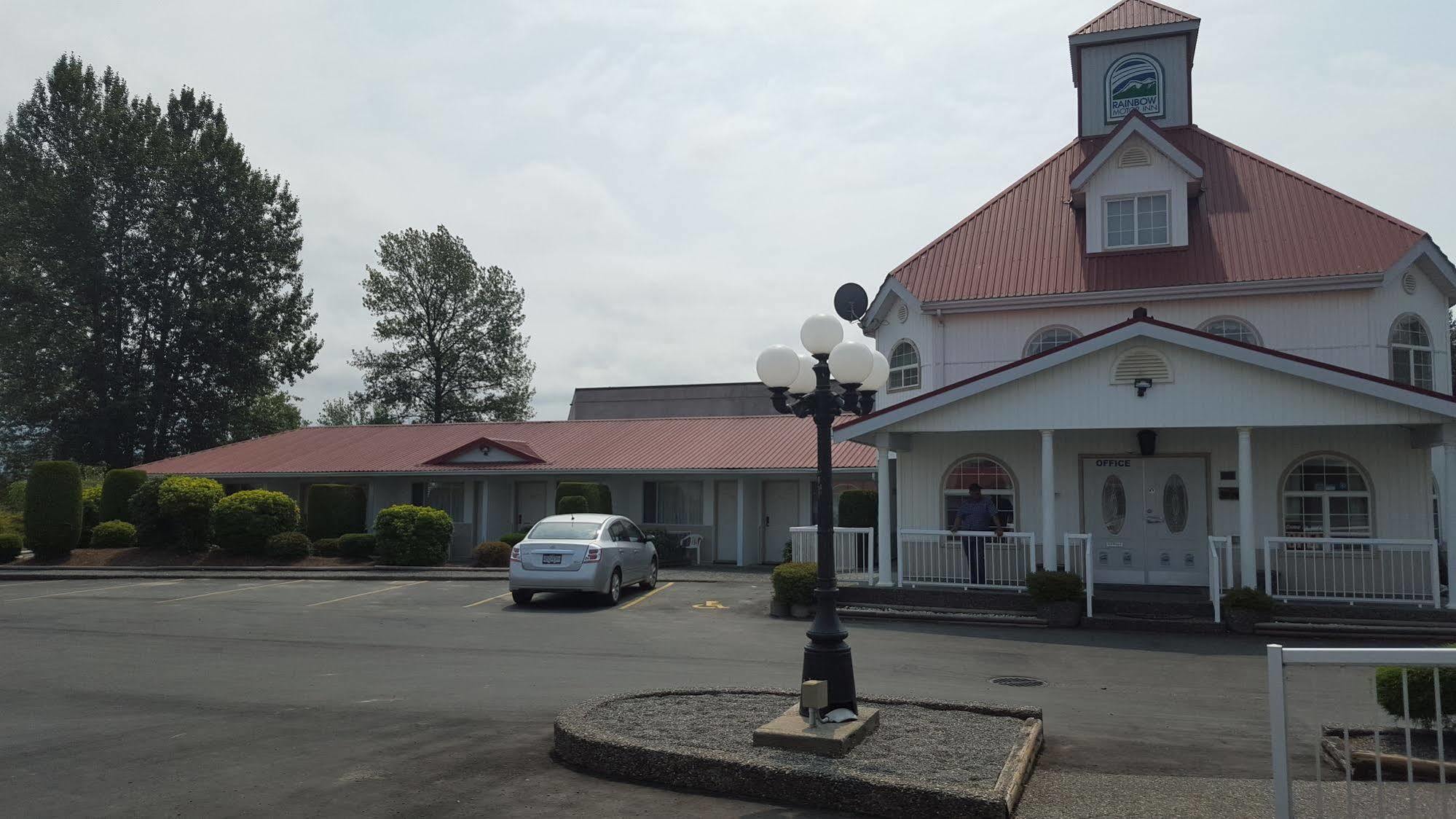 Rainbow Motor Inn Chilliwack Exterior photo
